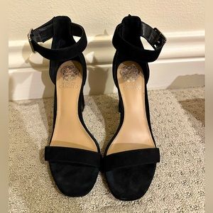 Vince Camuto size 7.5 strappy heels